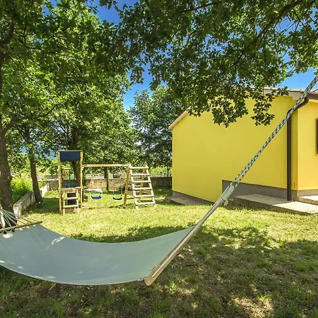 בית נופש Holiday Ave Nedeščina