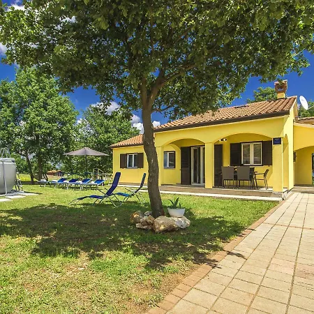 Holiday Ave בית נופש Nedeščina