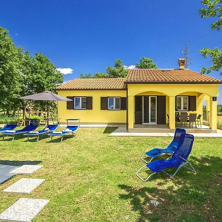 בית נופש Holiday Ave Nedeščina